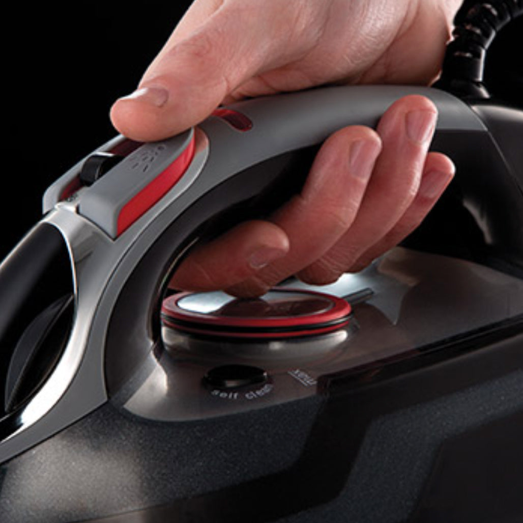 A Photo Of Russell Hobbs Power Steam Ultra Iron – 3100W Ceramic Soleplate