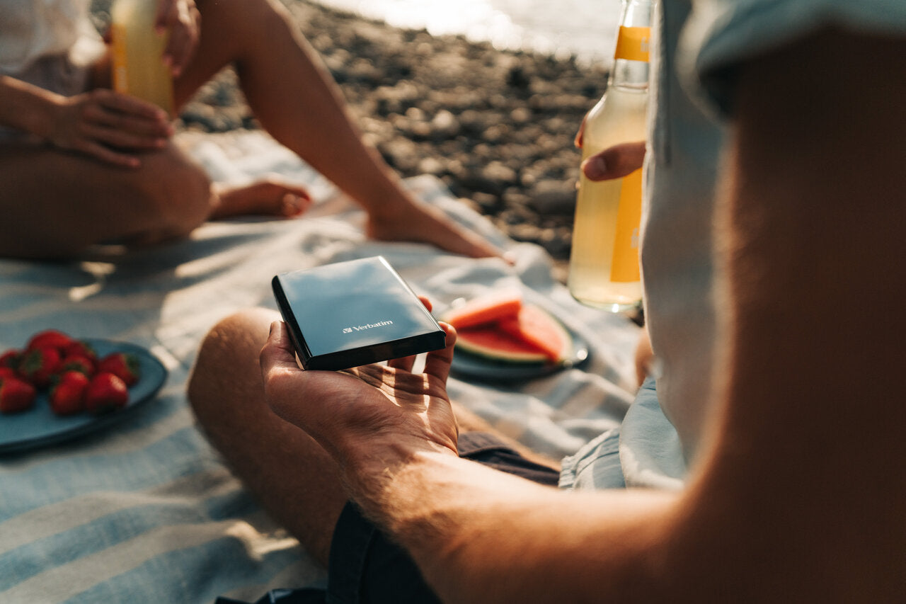 A Photo Of Verbatim Store 'n' Go Slim 256GB - Portable SSD USB 3.2 GEN 1