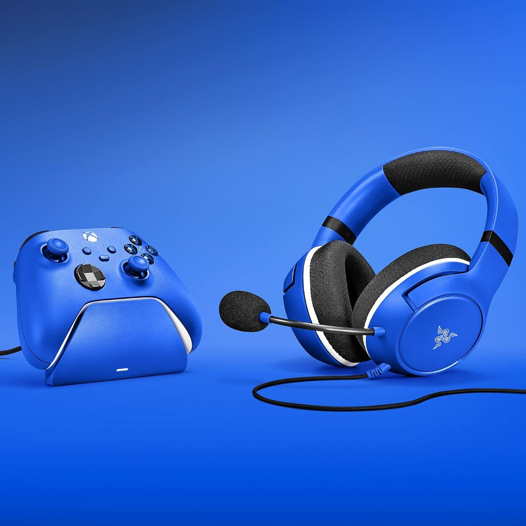 A Photo Of Razer Essential Duo Bundle - Xbox Headset & Xbox Controller Charging Stand