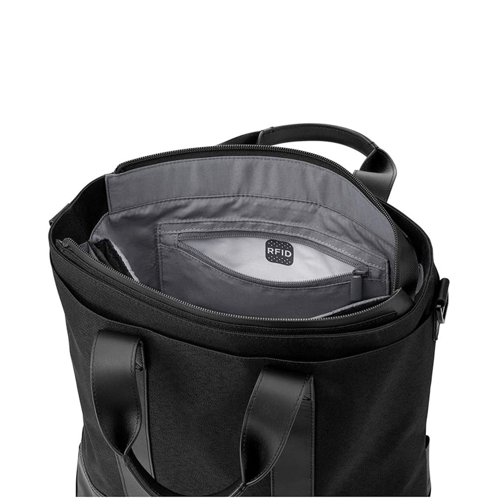 A Photo Of HP Envy Urban 14