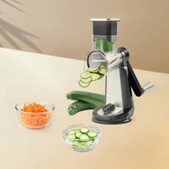 A Photo Of Nutricook 3‑in‑1 Essentials Grater - Fine and Coarse Grate Plus Slice - Black - NC‑RG150