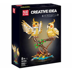 A Photo Of Mould King Black-Capped Lory Building Toy Set - 1052 Pieces - 10150