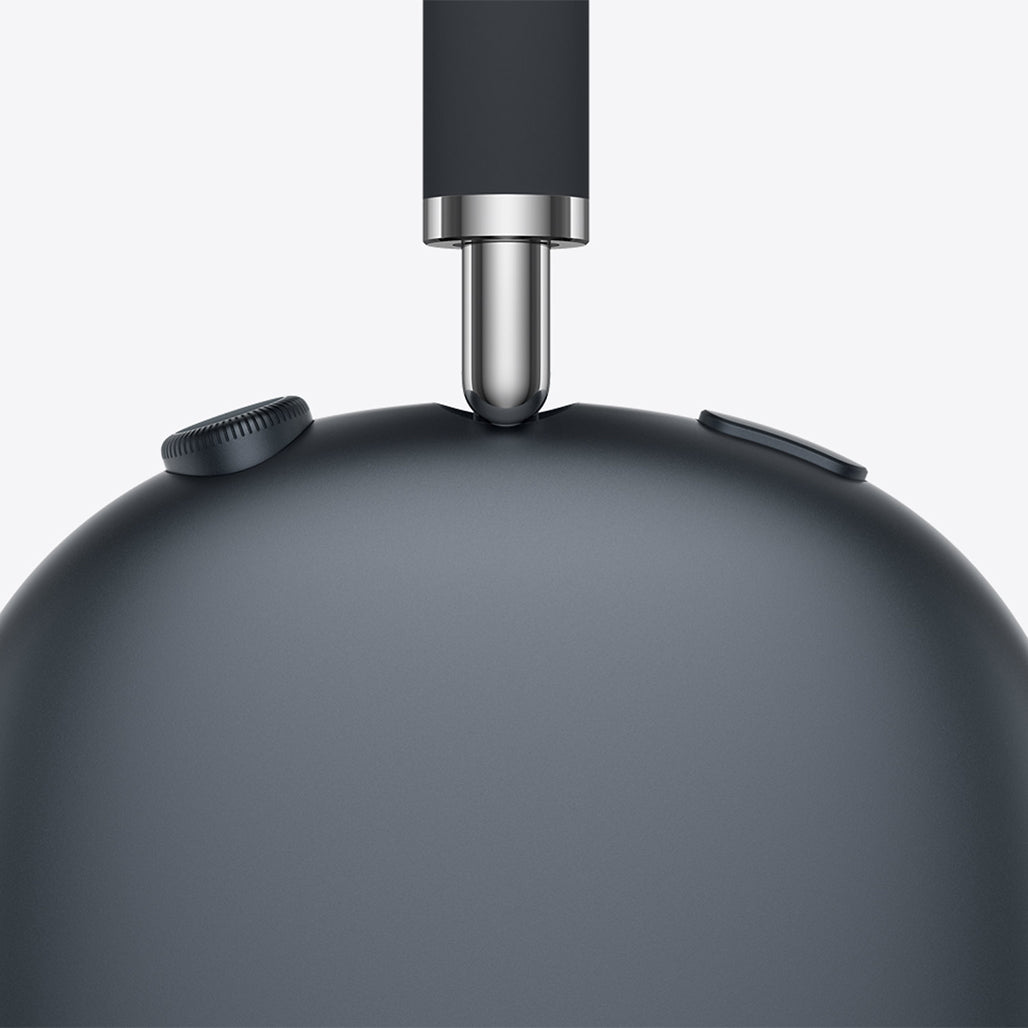 A Photo Of Apple AirPods Max 2024 USB-C - Midnight - Open Box