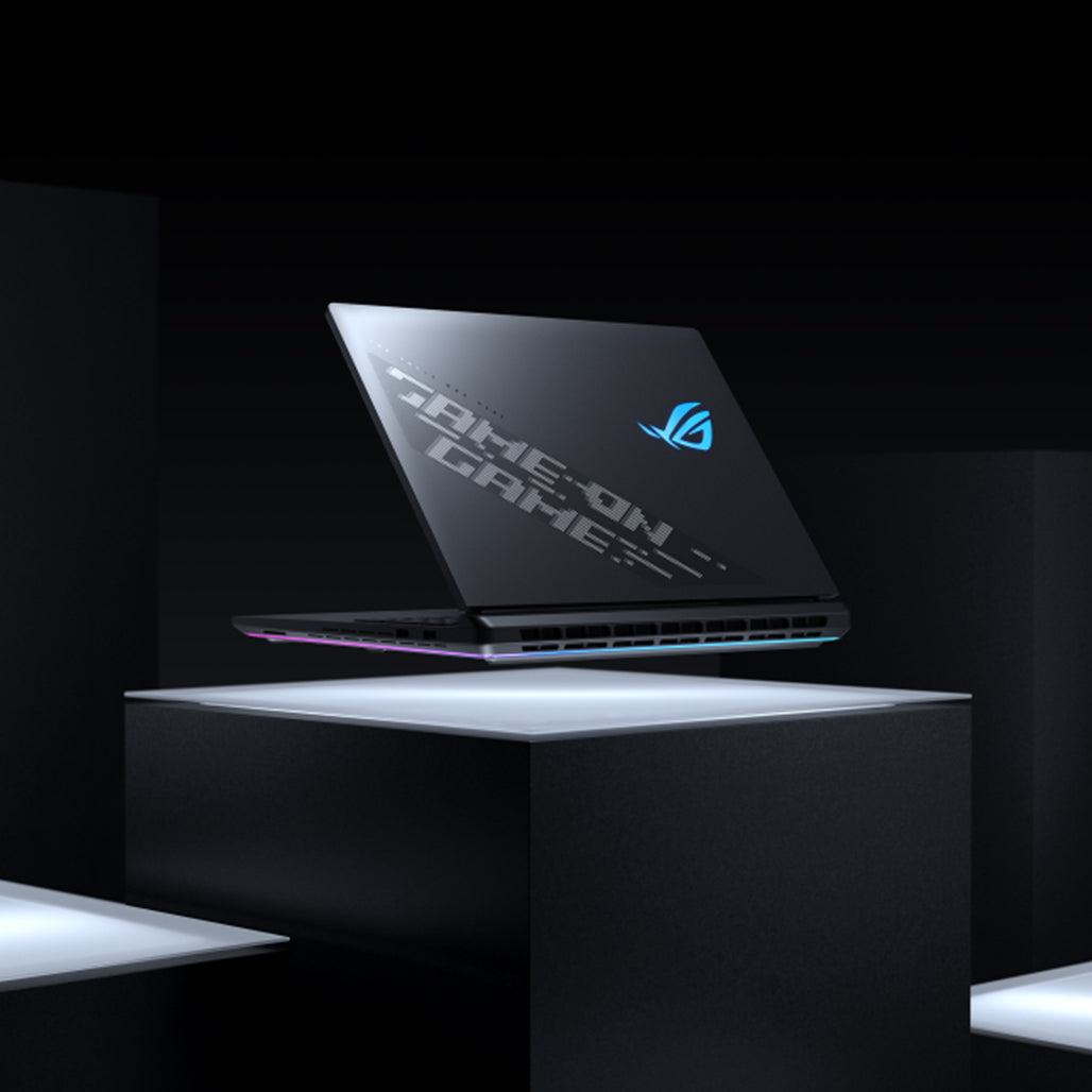 A Photo Of Asus ROG Strix SCAR 18 (2025) 835LX-XS98 - 18