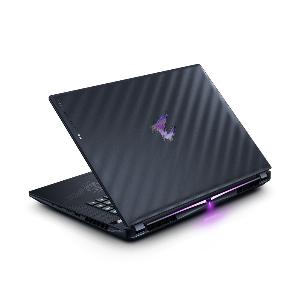 A Photo Of Gigabyte Aorus Master 16 - 16