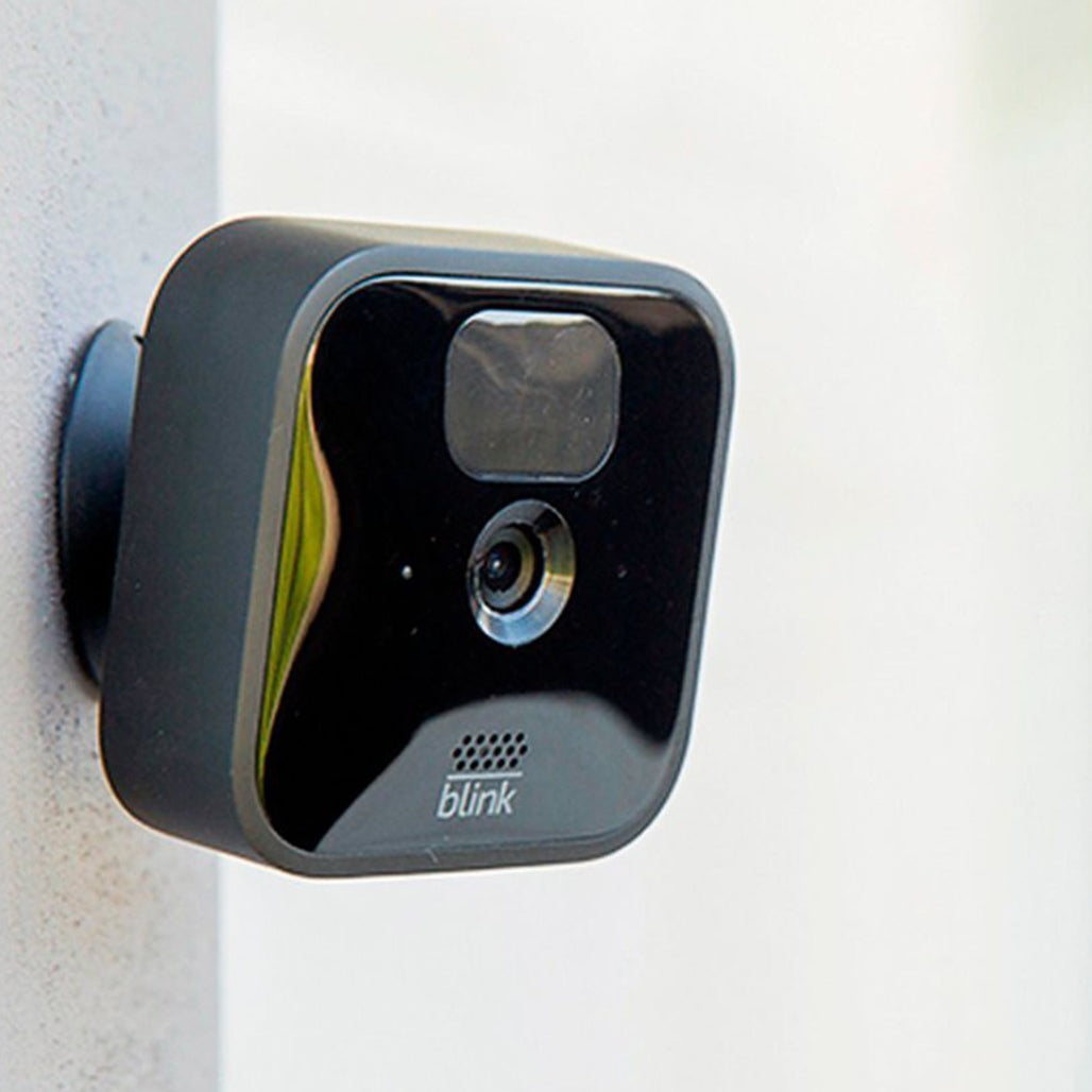 A Photo Of Blink Outdoor (3rd Gen) - 3-Camera Wireless Security System