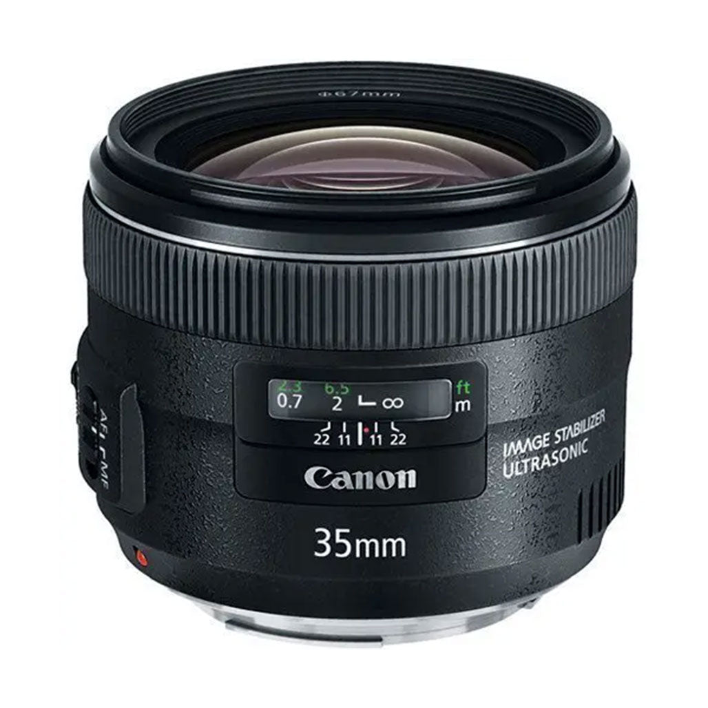 A Photo Of Canon EF 35mm f/2 IS - USM Lens