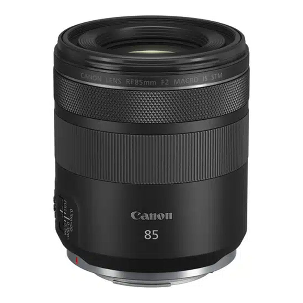 A Photo Of Canon RF 85mm f/2 Macro IS STM Lens