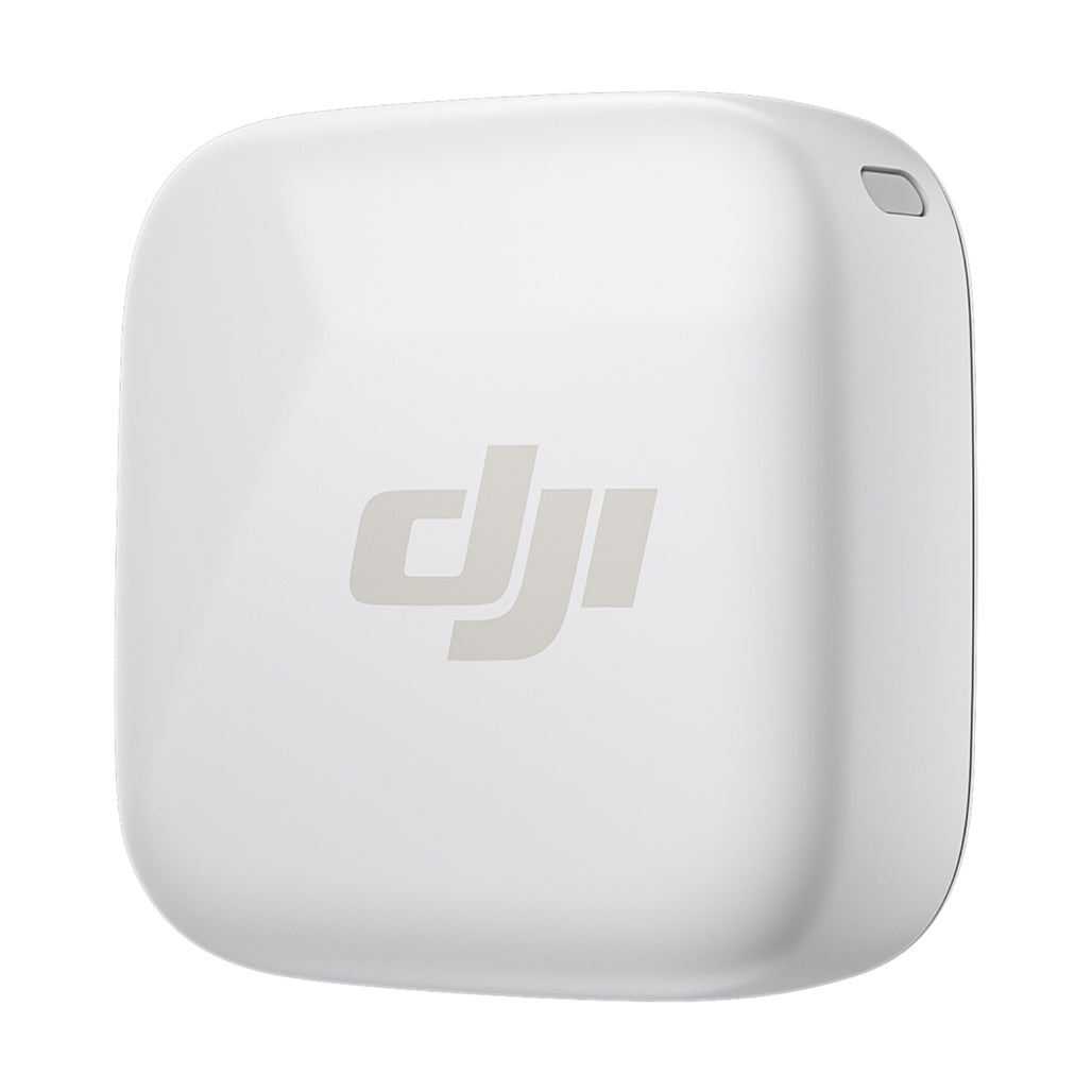 A Photo Of DJI Mic Mini Clip-On Transmitter with Built-In Microphone (2.4 GHz, Infinity Black)