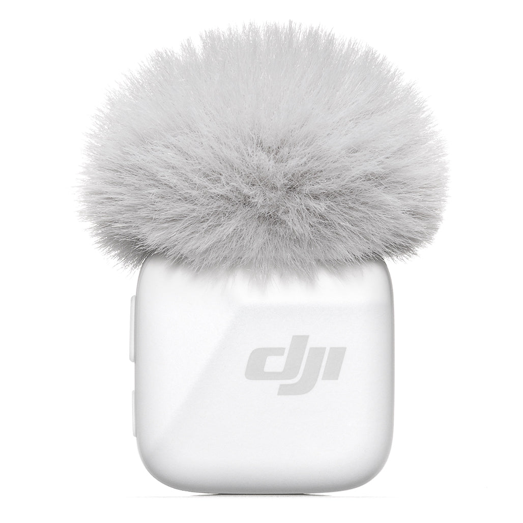 A Photo Of DJI Mic Mini Clip-On Transmitter with Built-In Microphone (2.4 GHz, Infinity Black)