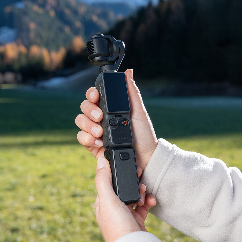A Photo Of DJI Osmo Pocket 4 Battery Handle