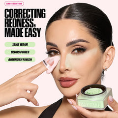 A Photo Of HUDA BEAUTY - Easy Bake Loose Baking & Setting Powder