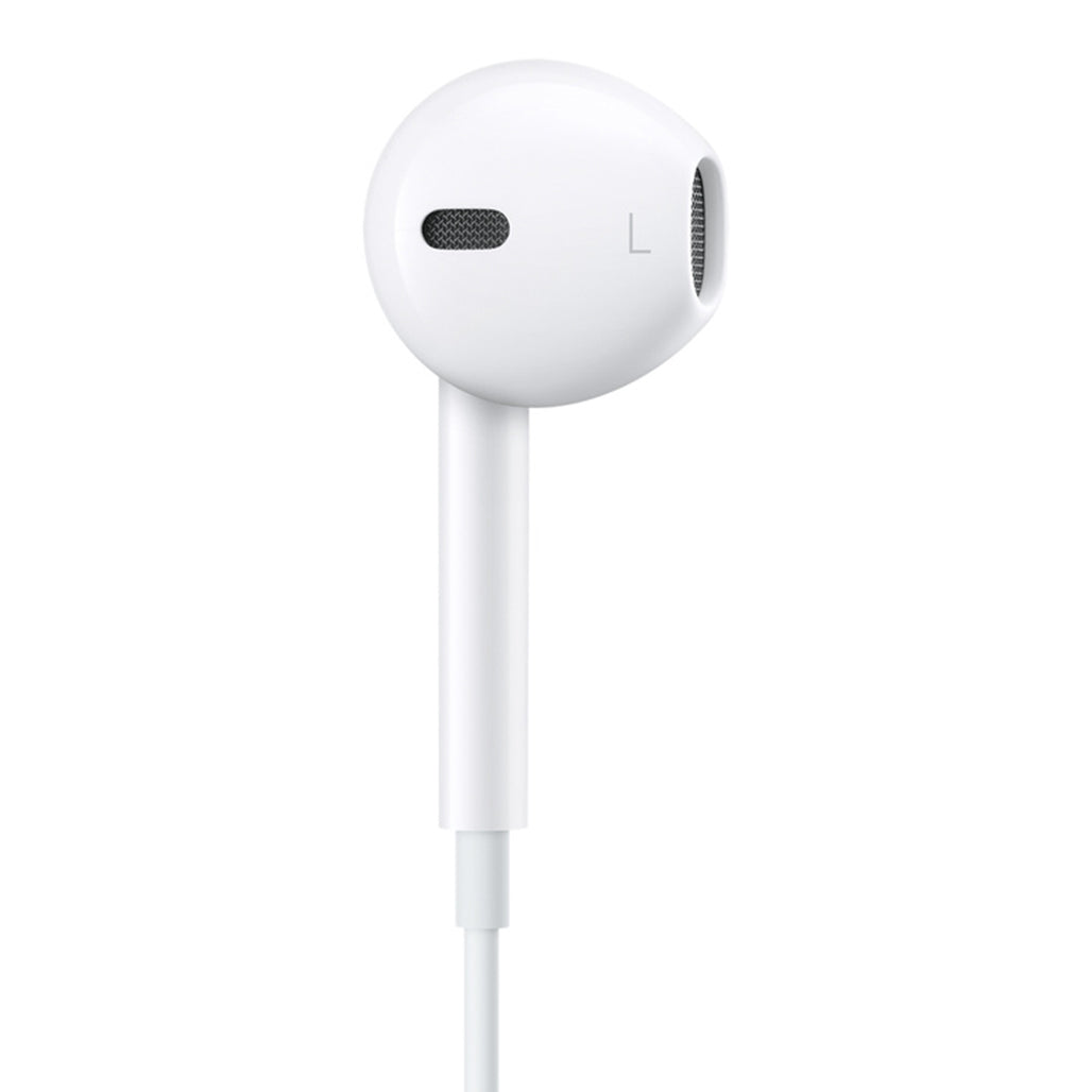 A Photo Of Apple EarPods with 3.5mm Headphone Plug