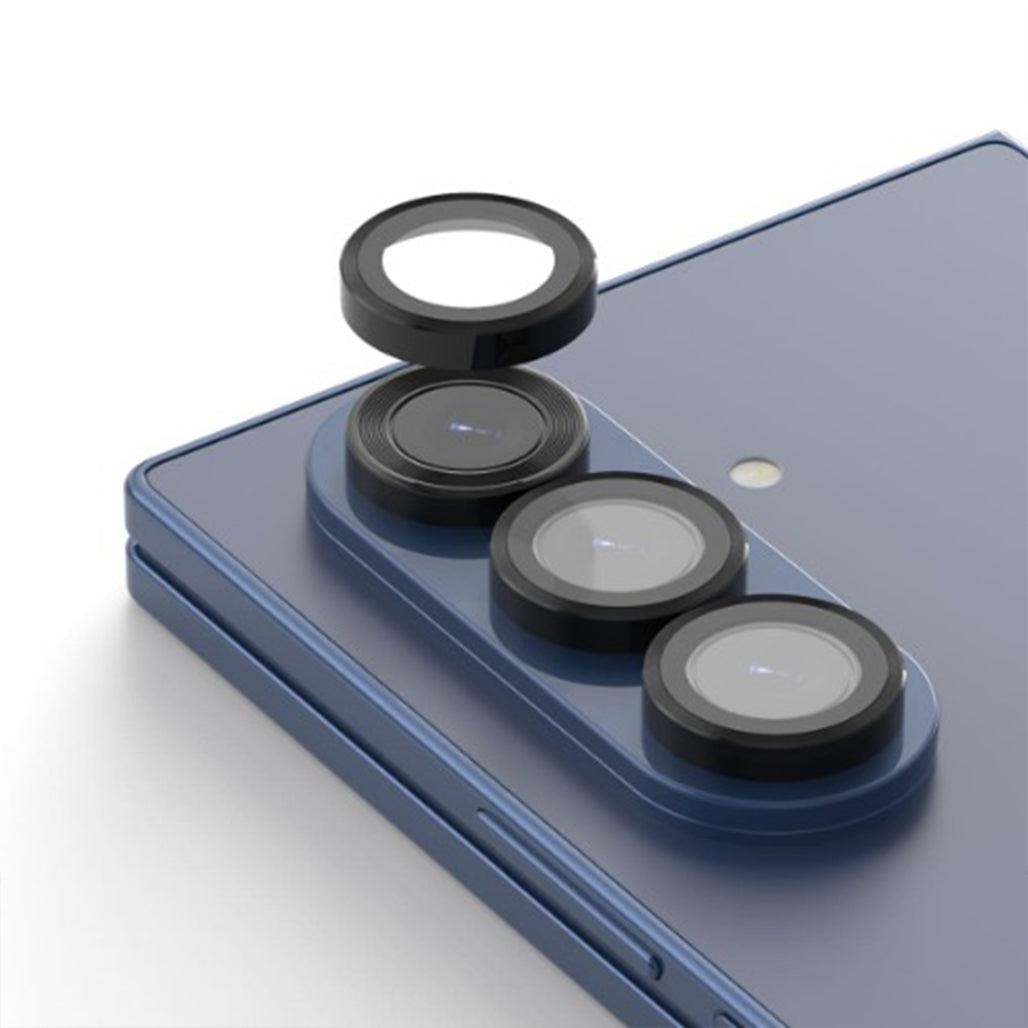 A Photo Of Araree Core MR Camera Lens Protector for Galaxy Z Fold7