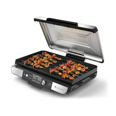 A Photo Of Ninja Sizzle Pro XL Grill & Flat Plate - GX101UK