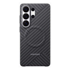 A Photo Of Samsung Galaxy S26 Ultra Carbon Magnet Case