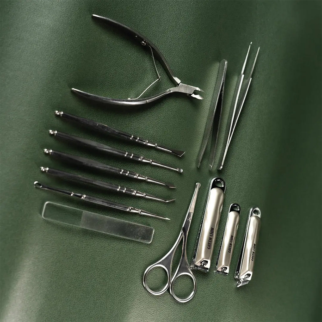 A Photo Of Green Lion 13 in 1 Manicure Kit - Brown