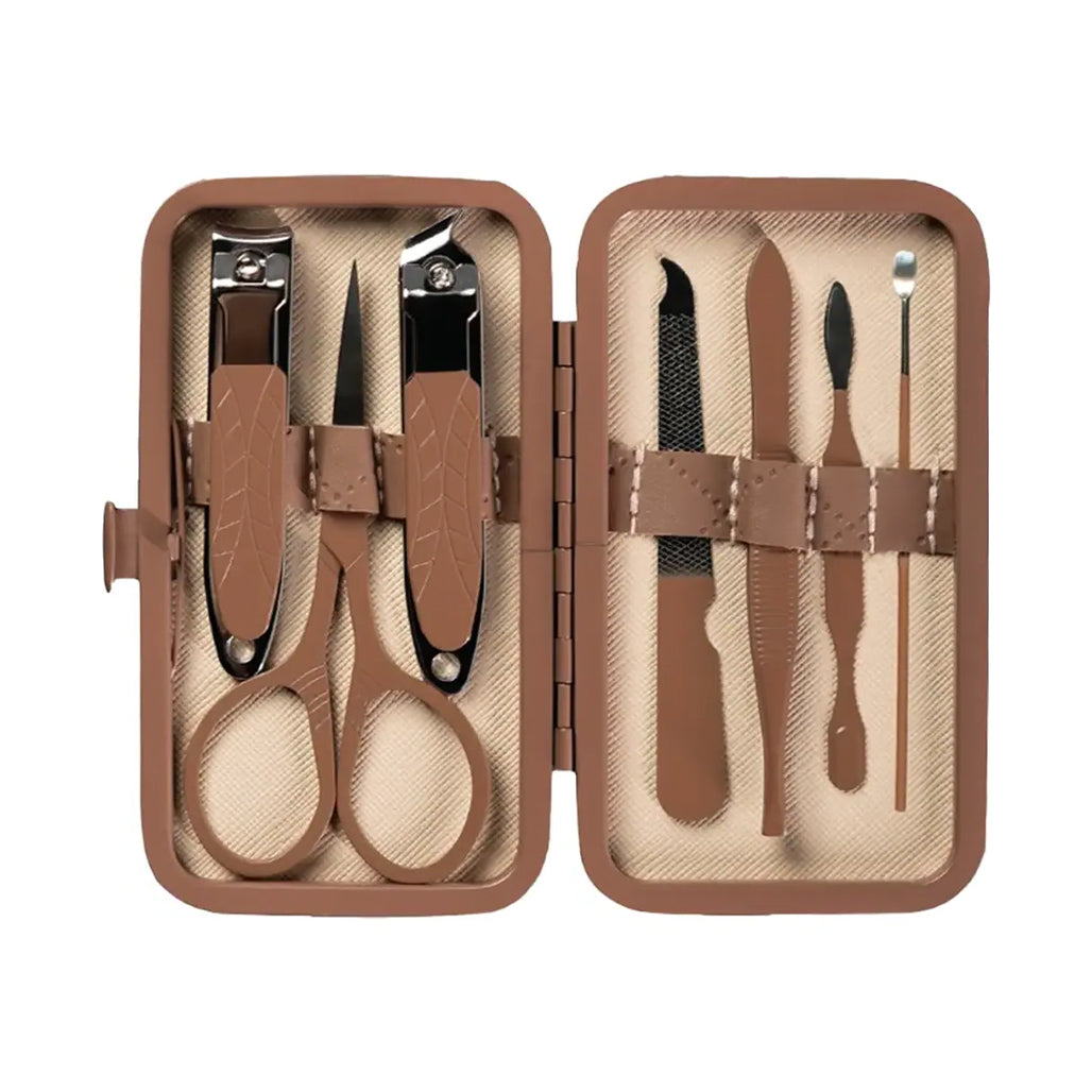 A Photo Of Green Lion 7 in 1 Manicure Kit - Brown