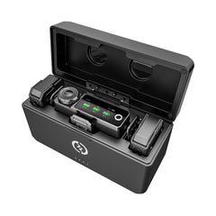 A Photo Of Hollyland LARK MAX Duo with two Lavalier Microphones