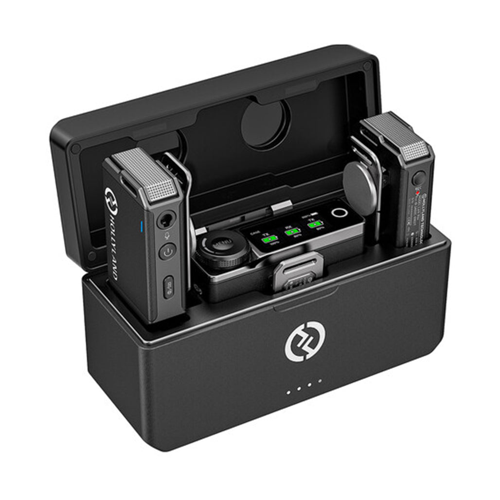 A Photo Of Hollyland LARK MAX Duo with two Lavalier Microphones