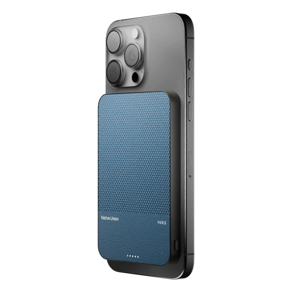 A Photo Of Native Union (Re)Classic Magnetic Power Bank 5000mAh