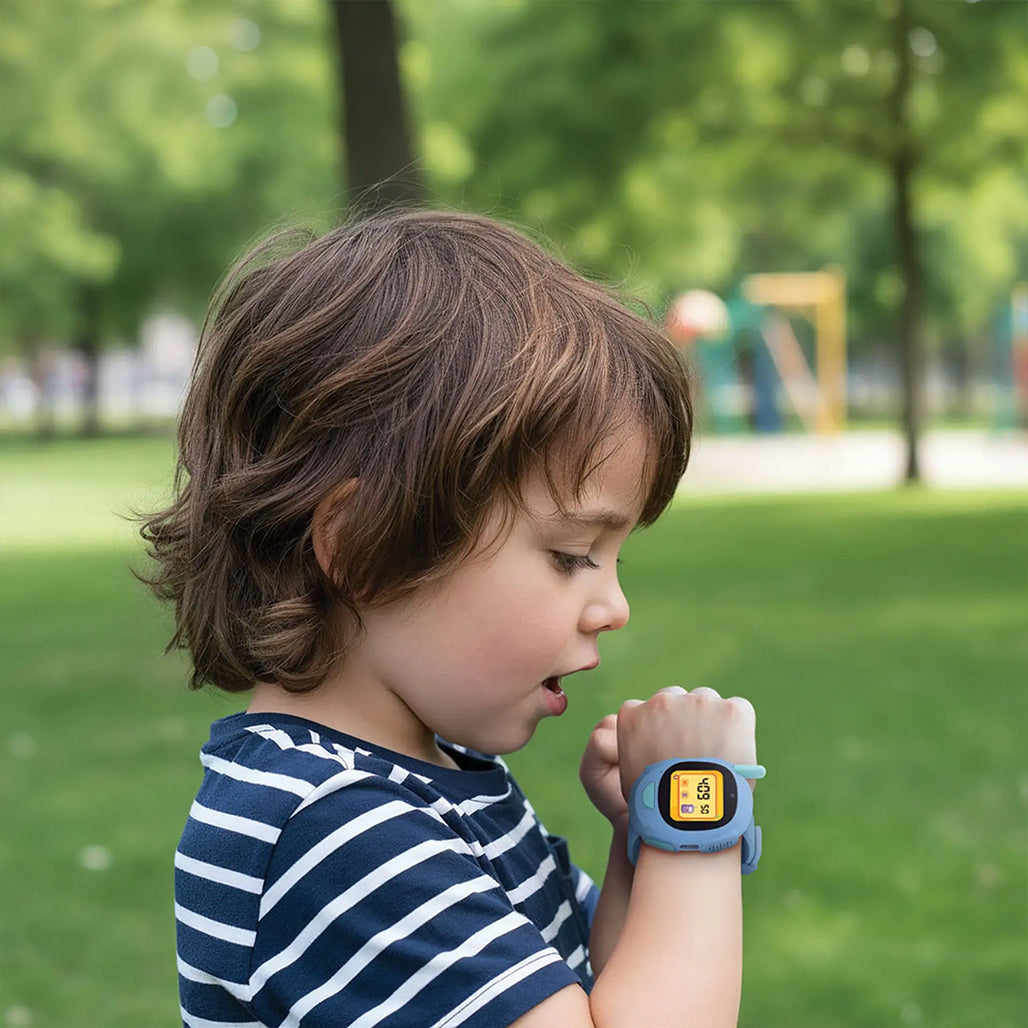 A Photo Of Porodo Kids Fun Talk - Walkie-Talkie Watch & Camera