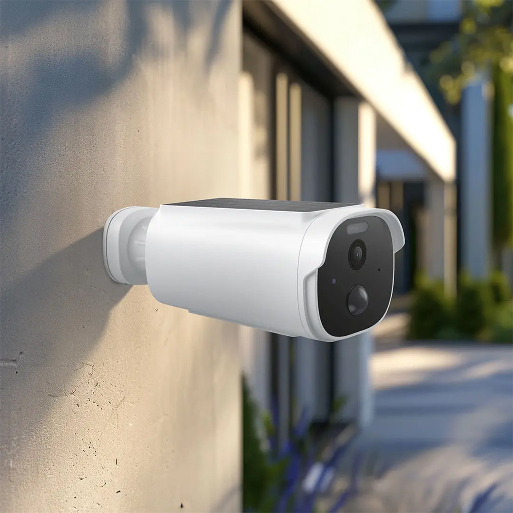 A Photo Of Powerology Built-in Solar Outdoor Camera - White