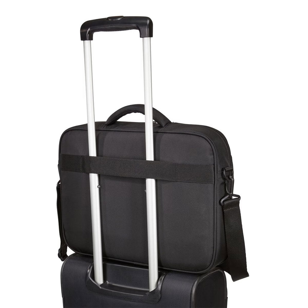 A Photo Of Case Logic Propel 15.6-Inch Laptop Case - Black - PROPC-116