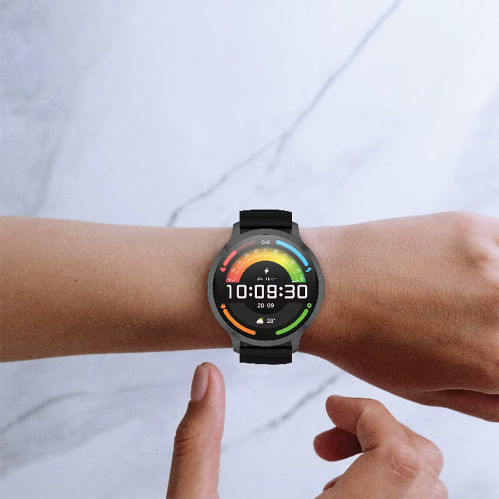 A Photo Of Powerology Aura Smart Watch – Black - PSWASW1801HBK