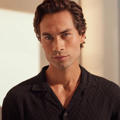 A Photo Of Philips Norelco S9000 Prestige Wet & Dry Electric Shaver with SenseIQ – Skin-Level Precision Shaving for Sensitive Skin