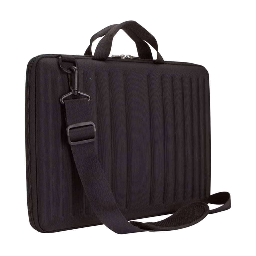 A Photo Of Case Logic 15.6