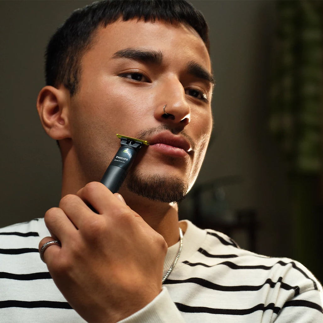 A Photo Of Philips OneBlade Face + Body QP1624/10 – Multi-Use Grooming Tool