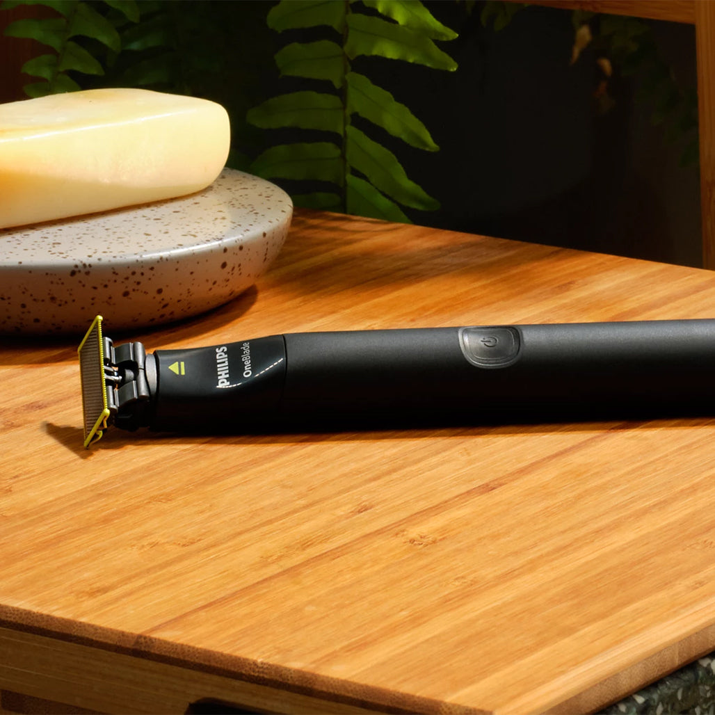 A Photo Of Philips OneBlade Face + Body QP1624/10 – Multi-Use Grooming Tool