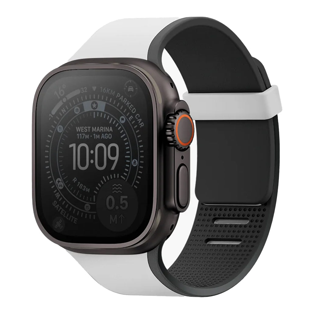 A Photo Of UNIQ Revix IV Reversible Dual-Color Magnetic Watch Strap - 49/46/45/44mm