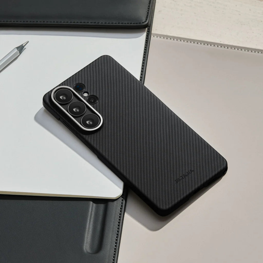 A Photo Of Pitaka Edge Case for Galaxy S26