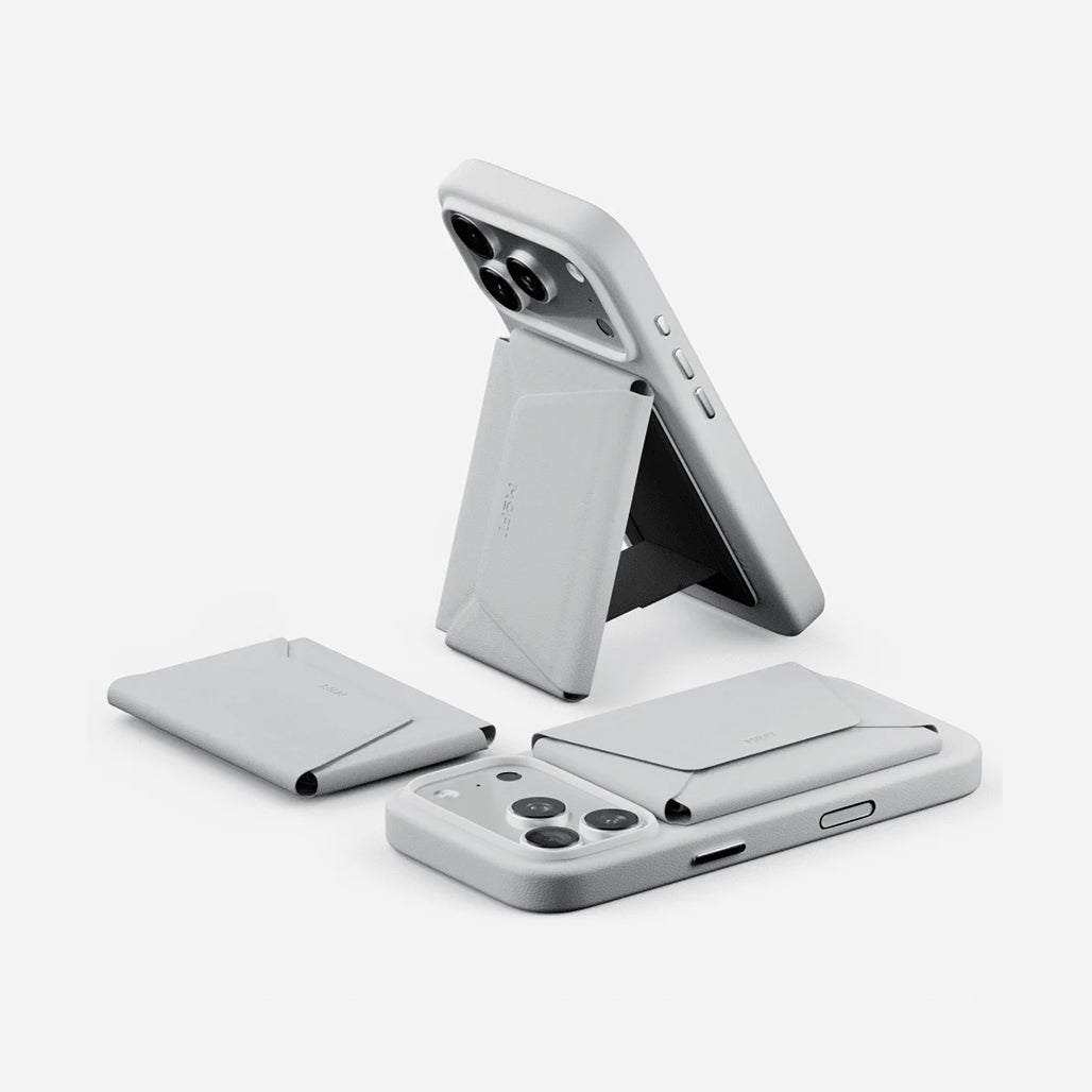 A Photo Of MOFT Snap Field Wallet - Magsafe Wallet