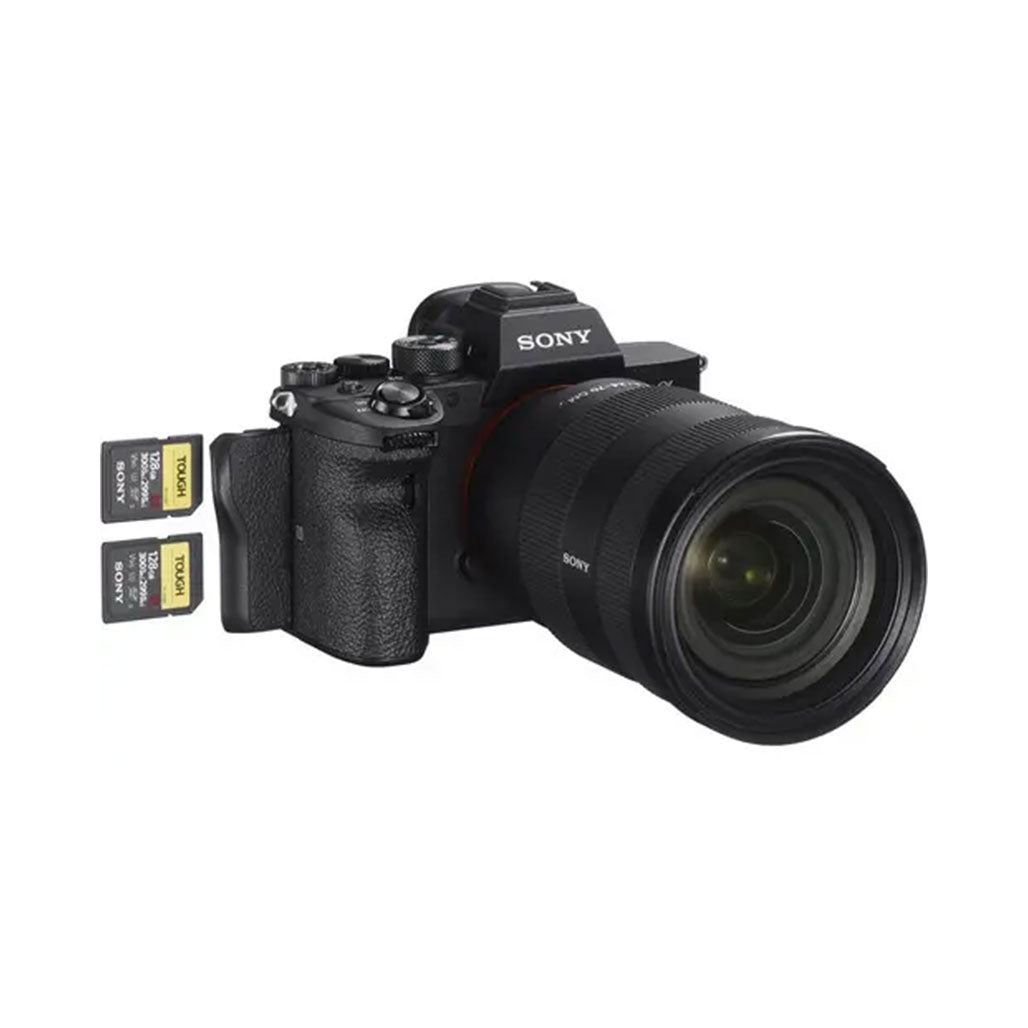 A Photo Of Sony Alpha a7R IV - Mirrorless Digital Camera (Body Only)