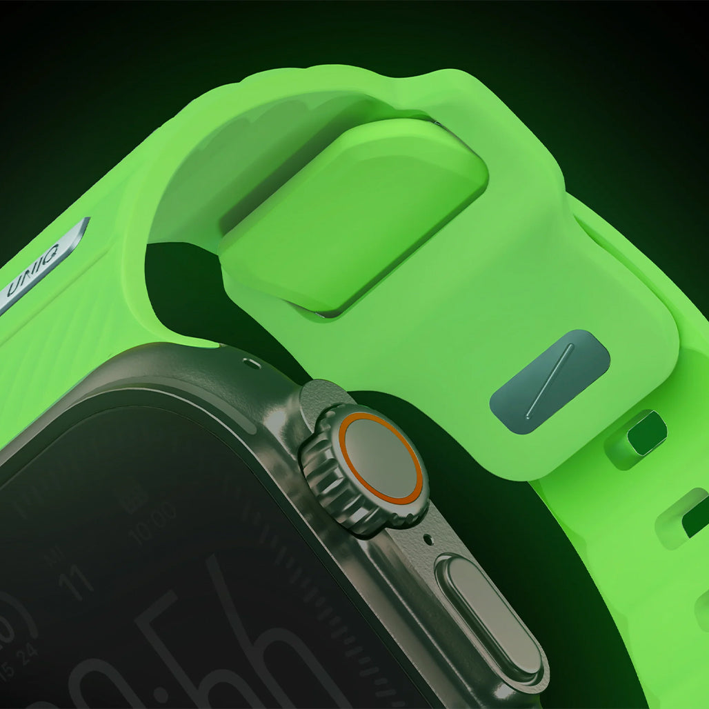 A Photo Of Uniq Stride Lume – High-Performance Glow-in-the-Dark FKM Sports Band for Apple Watch Ultra