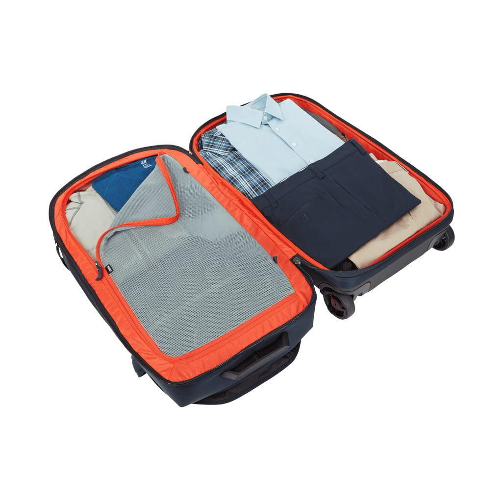 A Photo Of Thule Subterra Wheeled Duffel Bag 70cm/28