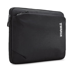 A Photo Of Thule Subterra MacBook 13