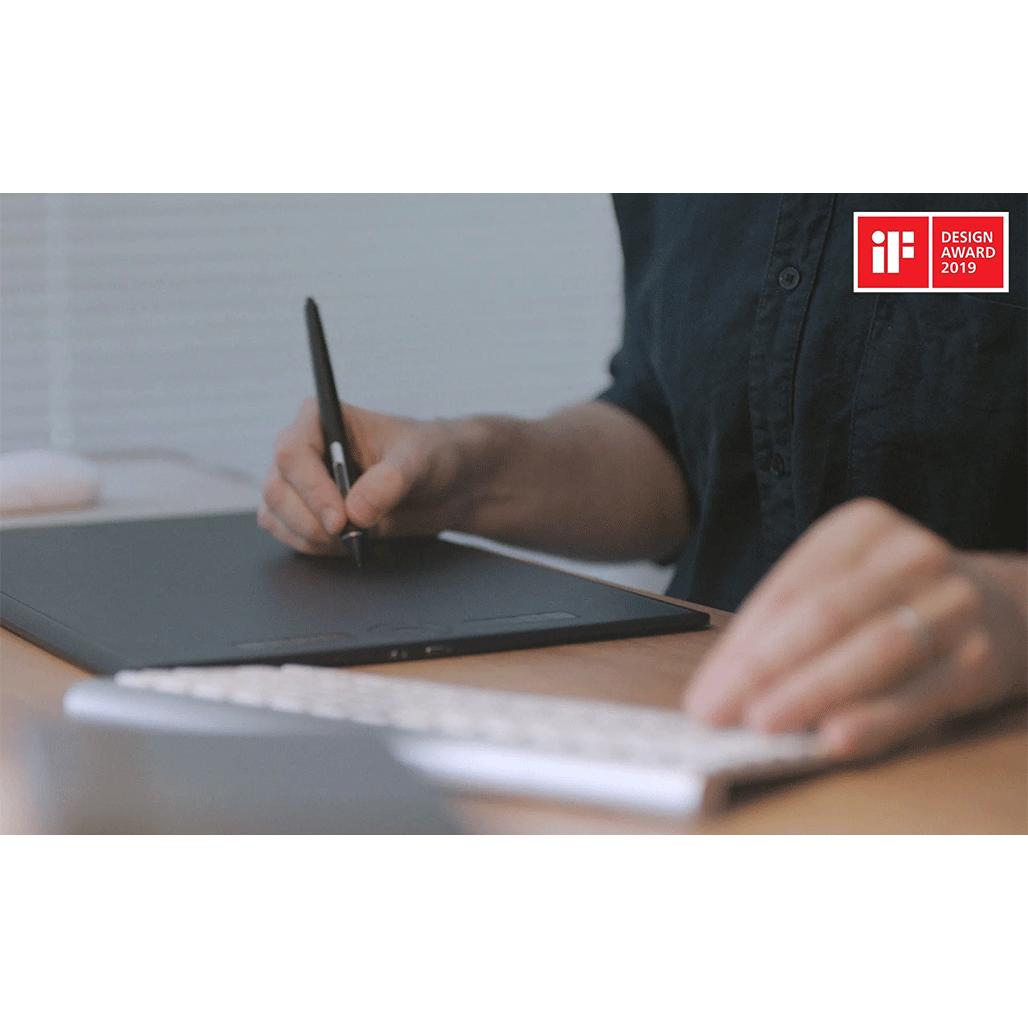 A Photo Of Wacom Intuos Pro - Creative Pen Tablet - Large - PTH-860