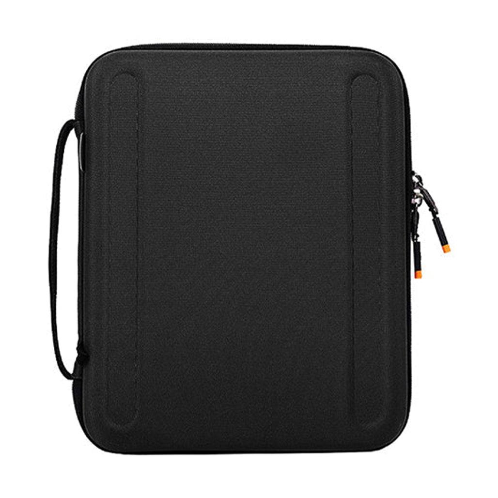 A Photo Of WIWU Parallel Hardshell Bag for 12.9
