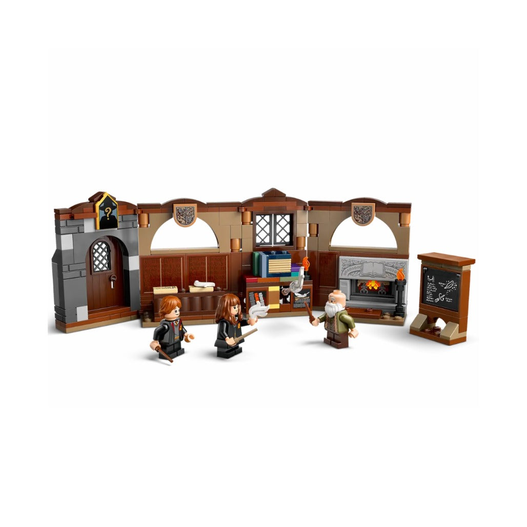 A Photo Of LEGO Hogwarts™ Castle: Charms Class 204 Pieces - 76442