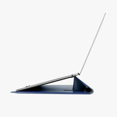 A Photo Of Uniq Oslo 2-in-1 16