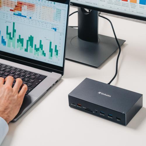A Photo Of Verbatim USB-C Pro Docking Station 17-in-1