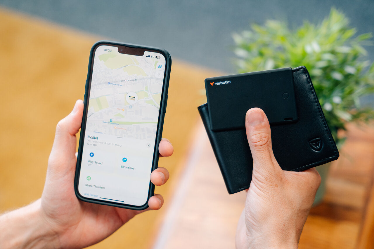 A Photo Of Verbatim My Finder Card Bluetooth Tracker - 1 Pack