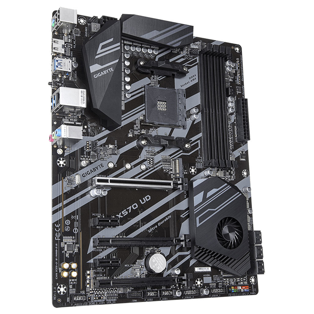 A Photo Of Gigabyte X570 UD (rev. 1.0) AM4 Motherboard - Reliable ATX Board for AMD Ryzen™ 5000/4000 Series with PCIe 4.0 and DDR4 Support
