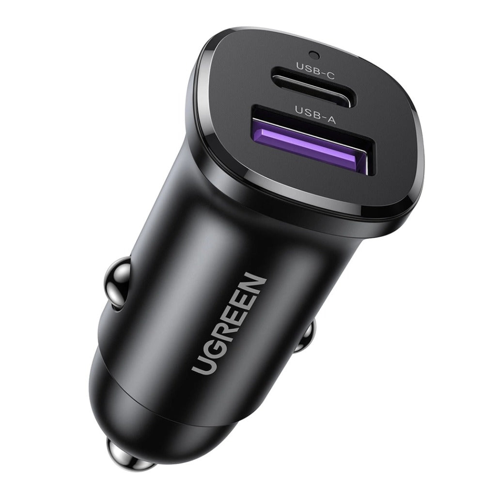 A Photo Of Ugreen 25845 Car Charger USB-C USB-A 30W