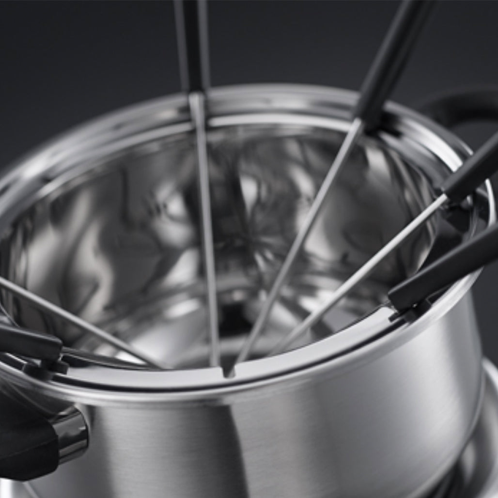 A Photo Of Russell Hobbs Fiesta Fondue Maker – 2L Stainless Steel Electric Fondue