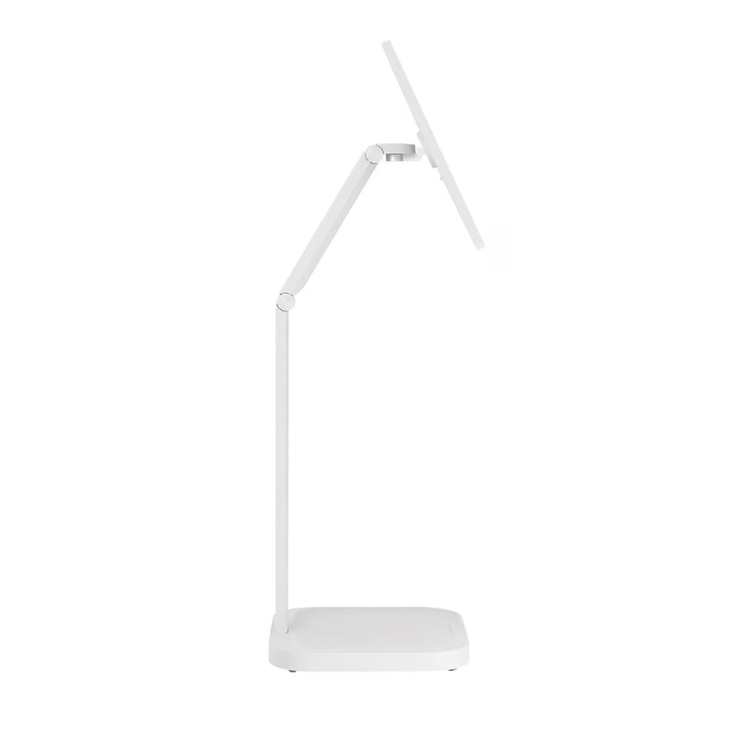 A Photo Of LG 31.5
